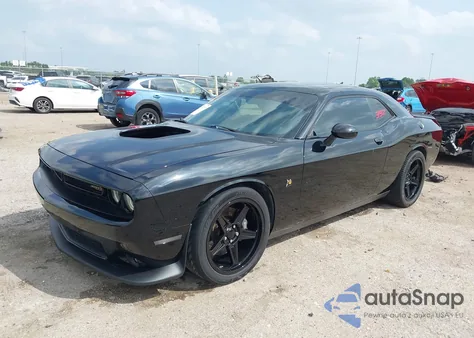 2016 Dodge Challenger 392 Hemi Scat Pack Shaker from USA, damaged, VIN 2C3CDZFJ3GH334930